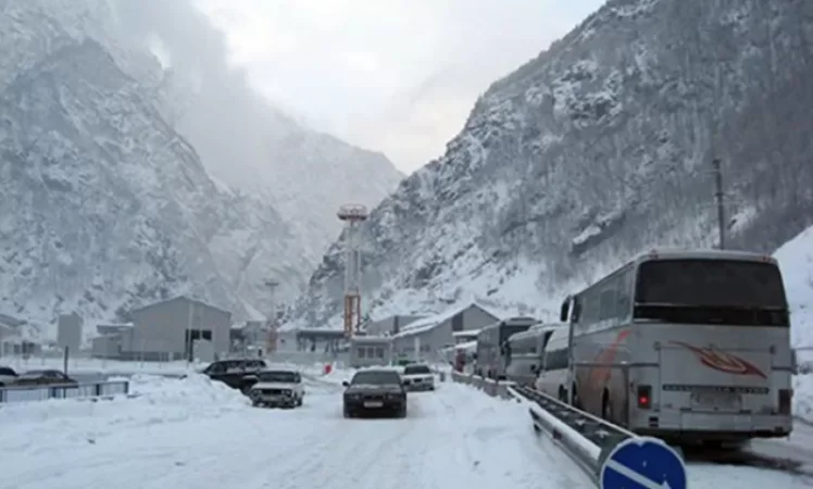 Ստեփանծմինդա-Լարս ավտոճանապարհը փակ է բեռնատար ավտոմեքենաների համար