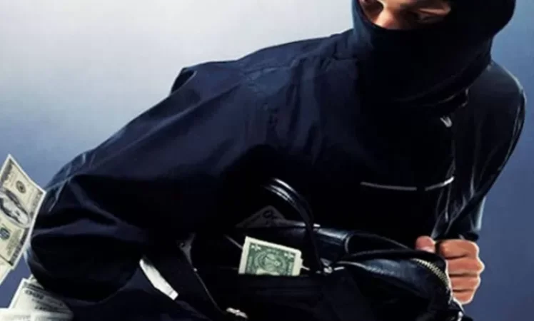 Police Detain Individual Who Entered SAS Supermarket Demanding Money