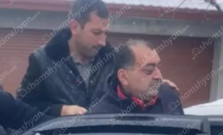 Ոստիկանները բերման ենթարկել Տիրան Խաչատրյանին, որը կասկածվում է կրակոցներ արձակելու մեջ. ԶԼՄ