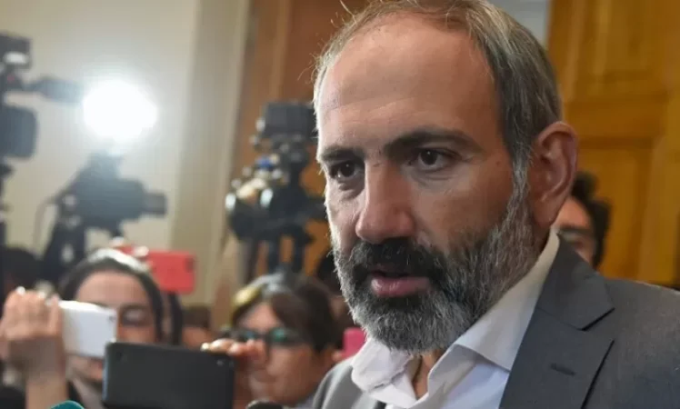 Փաշինյանի թիմը «խոշորացույցով» «շրջում է» Ֆեյսբուքում․ տոտալ վերահսկողություն. Փաստ