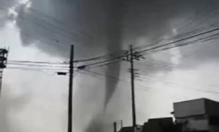 VIDEO: Tornado in Antalya Leaves Casualties and Injuries