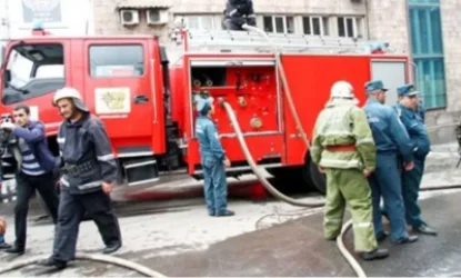 Հրդեհ Տրանսպորտի նախարարության շենքում. դեպքի վայր է մեկնել  վեց մարտական հաշվարկ