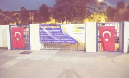 Արտառոց դեպք. Թուրքերն իրենց դրոշներն են կախել Քալիֆորնիայի երկու հայկական դպրոցների վրա