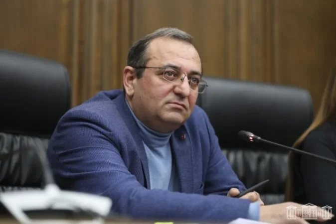 Ես էլ կդիմեմ Դատախազություն, կպահանջեմ` հրապարակվեն փաստերը. վարչապետը՝ Արծվիկ Մինասյանի հայտարարության մասին