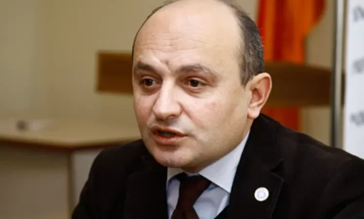 էս ի՞նչ կարգի համաներում եղավ, որ դուրս եկածները շարունակում են նույն փեշակով զբաղվել. Ս. Սաֆարյան