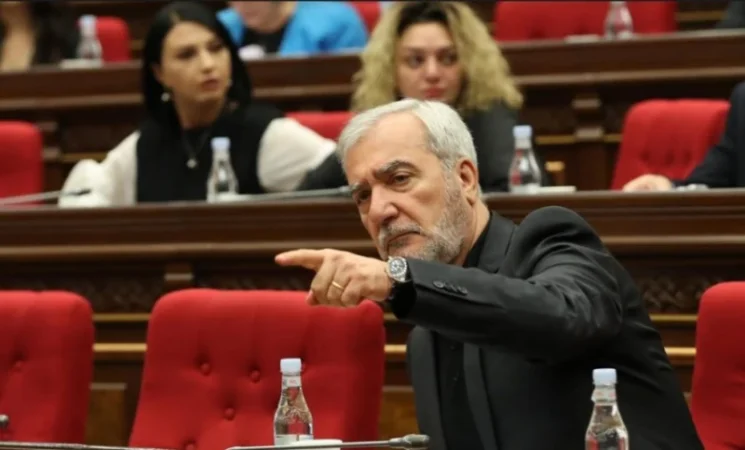 44-օրյայի զեկույցում կան և՛ մեղավորներ, և՛ դավաճաններ. Անդրանիկ Քոչարյան