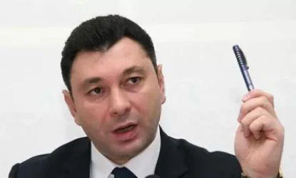 Ապտակ կամ դեղին քարտ  հայաստանյան իշխանություններին. Շարմազանովի գնահատականը