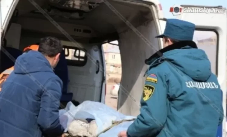 Ողբերգական դեպք Կապանում. 80-ամյա կնոջը կախված են գտել. կողքը երկտող է եղել