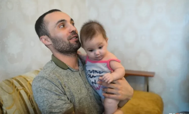 ԼՈՒՍԱՆԿԱՐՆԵՐ. ՌԴ-ում հրդեհից երեխաների փրկած հայ հերոսին տանից հանում են