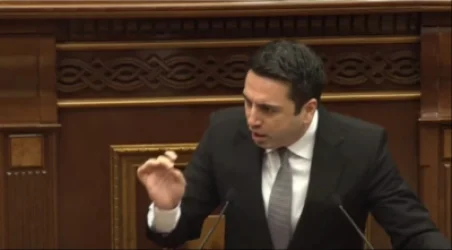 ՏԵՍԱՆՅՈՒԹ․ Դահլիճում անունը գրել չիմացող մարդ կա՝ գիտությունների թեկնածու ա․ Սիմոնյան