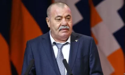 Արմավիրում կոտրել են Մանվել Գրիգորյանի մայրական տան պատուհանները