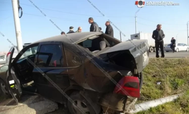 Արմավիրի փոխմարզպետը վթարի է ենթարկվել, մեղքն էլ փորձել է գցել կին վարորդի վրա