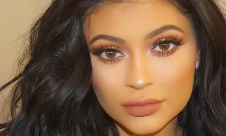 Քիմ Քարդաշյանի քույրը ճանաչվել է ամենաերիտասարդ կին միլիարդատեր