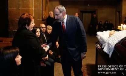 Փաշինյանը մասնակցել է Սուրեն Հարությունյանի հոգեհանգստի արարողությանը