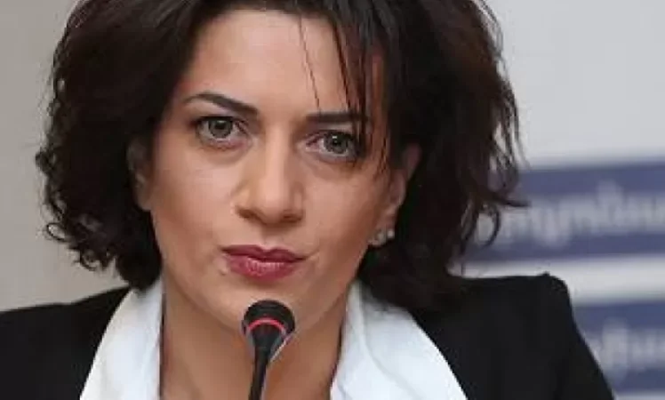 Պուտինն ու Մեդվեդևը շնորհավորական ուղերձներ ու ծաղկեփնջեր են ուղարկել Աննա Հակոբյանին