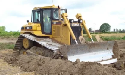 Շինաշխատանքներ իրականացնող բուլդոզերն ընկել է ձորակը. կա տուժած