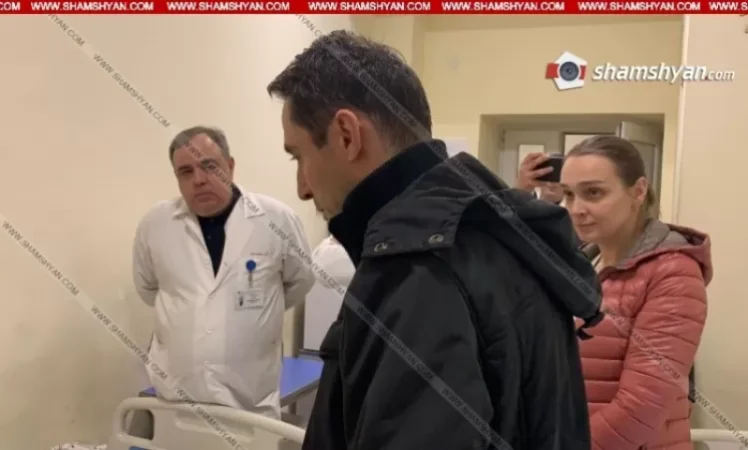 Գիշերը քաղաքապետը կնոջ հետ այցելել է ցույցի ժամանակ տուժած կնոջը