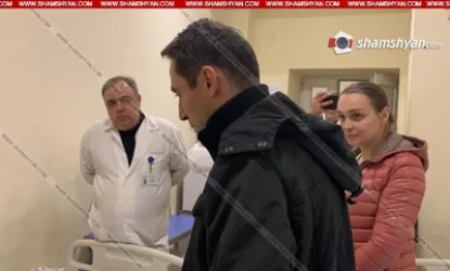 Գիշերը քաղաքապետը կնոջ հետ այցելել է ցույցի ժամանակ տուժած կնոջը