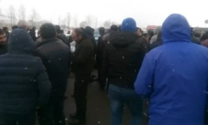 Արագած գյուղում լարված իրավիճակը շարունակվում է