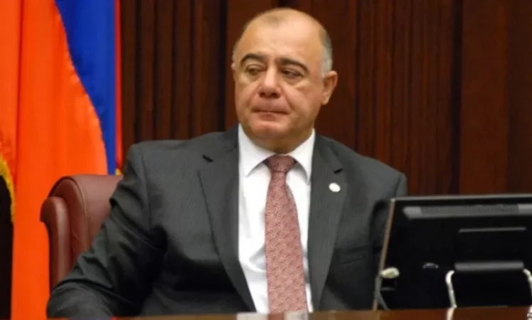 Վարչապետը առավոտյան զանգահարել է Գյումրու քաղաքապետին․ մանրամասաներ