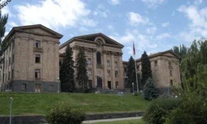 ԱԺ աշխատակազմը պարզաբանել է մաքրուհիների հետ կապված խնդիրը