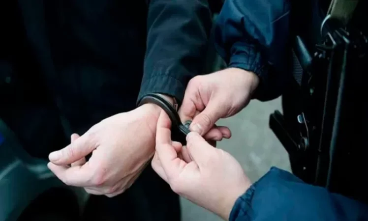 Ավտոկայանի սեփականատիրոջ մեքենան այրելու մեջ կասկածվող անձին բերման են ենթարկել