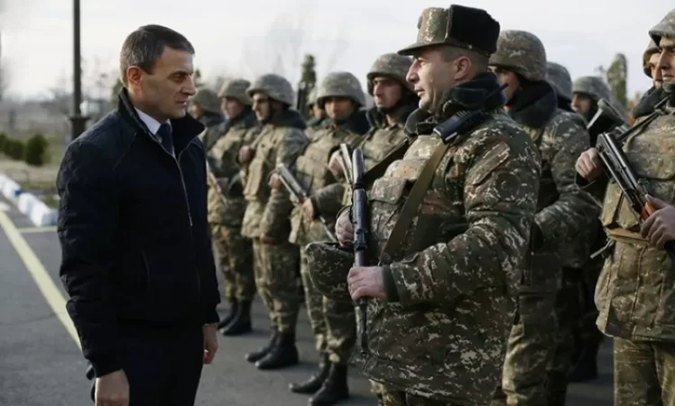Video: Osipyan Sends Off Police-Border Guards to Their Positions