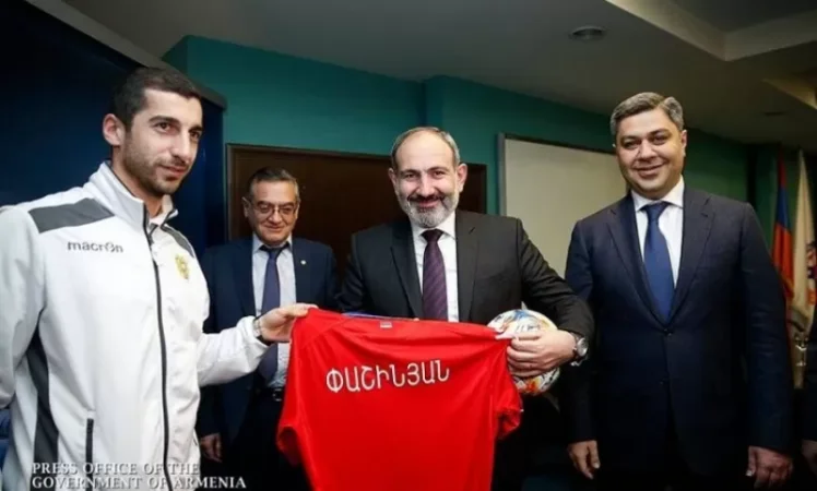 Այսօր գնում ենք ֆուտբոլ` Հանրապետական մարզադաշտ. Վարչապետ