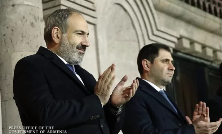 Photos: Nikol Pashinyan Attends Republican Stadium in Yerevan