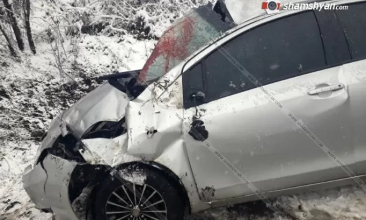 Խոշոր ավտովթար` Սյունիքում. 2 մարդ հոսպիտալացվել է