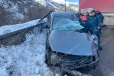 ԼՈՒՍԱՆԿԱՐՆԵՐ. Ողբերգական ավտովթար՝ Սյունիքում. կա 1 զոհ, 2 վիրավոր