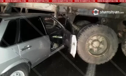 Խոշոր ավտովթար. ВАЗ 21099-ը մխրճվել է բեռնատարի մեջ. վիրավորել են ամուսիններն ու նրանց 3-ամյա երեխան