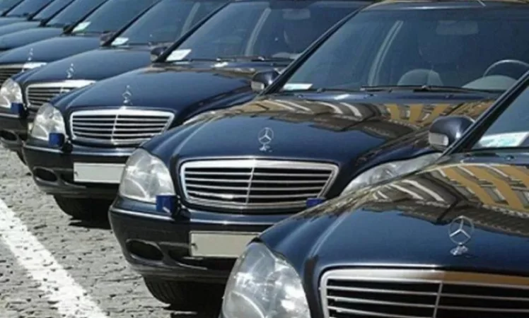 «Իմ քայլի» պատգամավորներն Արցախ են մեկնել ԱԺ մեքենաներով. այցը կատարել են կուսակցության ֆոնդից. «Հրապարակ»