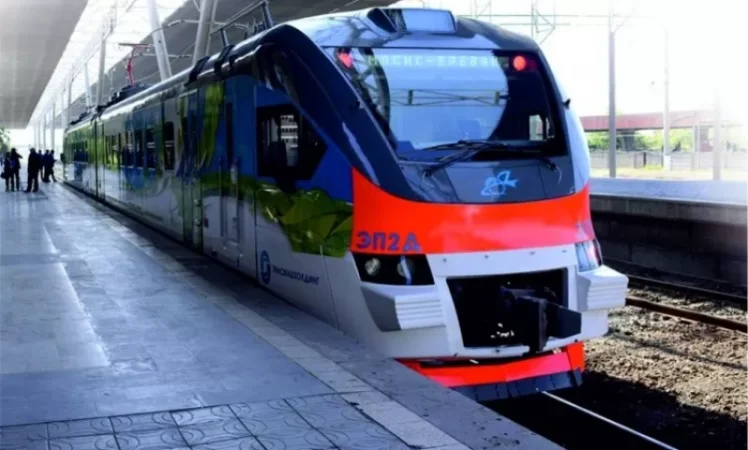 Երևան-Գյումրի արագընթաց գնացքի չվերթը չեղարկվել է․ Պատճառը հայտնի է