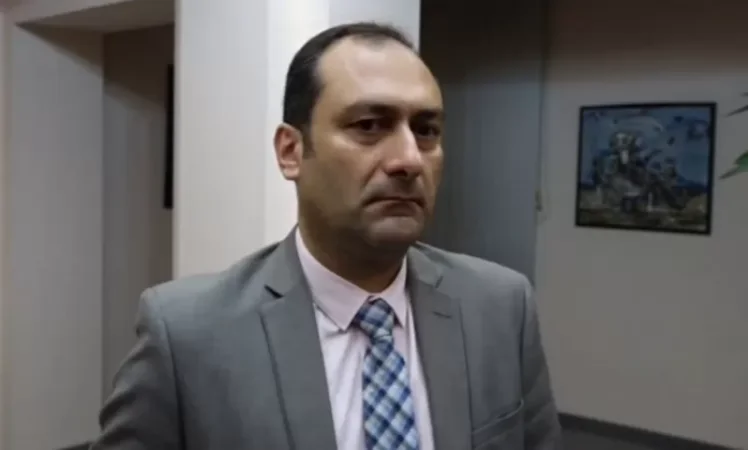 Դատի են տվել Արդարադատության նախարար Արտակ Զեյնալյանին. Ժողովուրդ