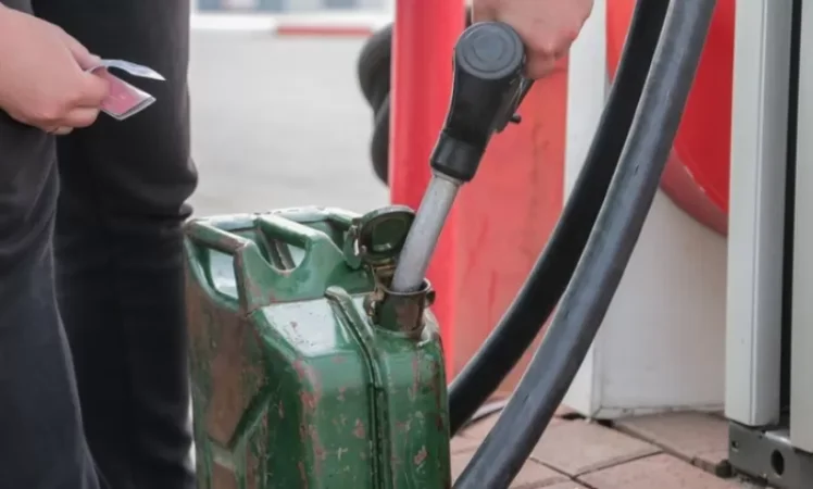 Անցնում ԵՏՄ մաքսային դրույքաչափերին. երրորդ երկրներից ներկրվող բենզինի մաքսատուրքը բարձրացել է. «Ժողովուրդ»