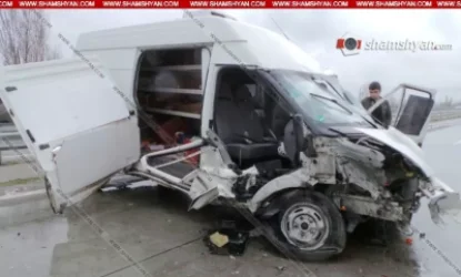 «Բարի Սամարացի» ընկերության միկրոավտոբուսը բախվել է արգելապատնեշին. կան վիրավորներ