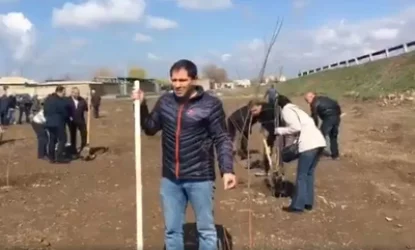 Խոստացված ծառատունկը. Սուրեն Պապիկյան