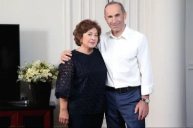 Տիկին Բելլան ինձ տունը Ռոբ է ասում. Ռոբերտ Քոչարյան