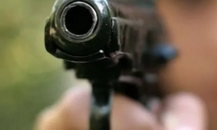 Հրամանատարին կրակելու հետքերով. «Ժողովուրդ»