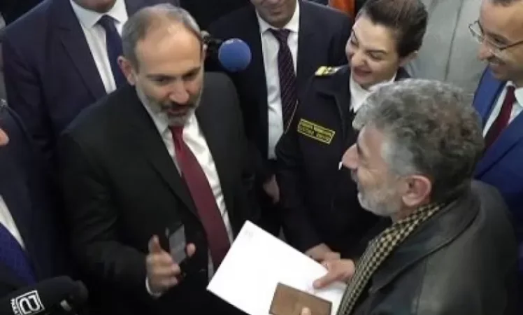 Փաստ. Ո՞ւմ հետ էր ավտոմաքսատանը մաքսազերծում իրականացնում Փաշինյանը. միմյանց ճանաչում էին