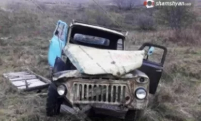 Զինծառայողներ տեղափոխող ЗИЛ է վթարվել. Կան վիրավորներ