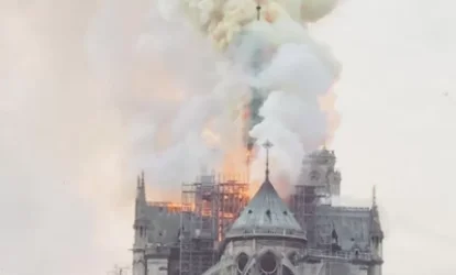 Աստվածամոր տաճարի տանիքն ամբողջությամբ փլուզվեց