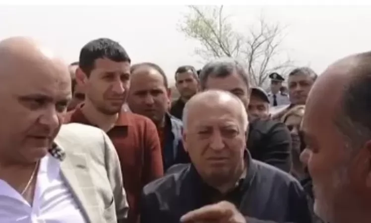 VIDEO: The King Should Eat Barbecue Every Day, Let Us Eat Cheese and Bread
