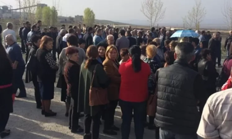 «Արարատցեմենտում» կրկին բողոքի ակցիա է