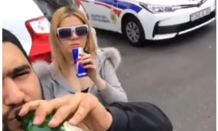 VIDEO: In Yerevan, Citizens Driving with Beer Bottle Pass by Police