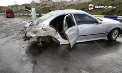 Խոշոր ավտովթար Կոտայքի մարզում. բախվել են Audi A8-ը, BMW-ն և Ford Transit-ը