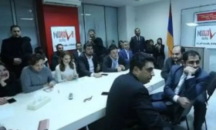 «Իմ քայլը» դաստիարակչական ժողով է արել. մանրամասներ․ «Հրապարակ»