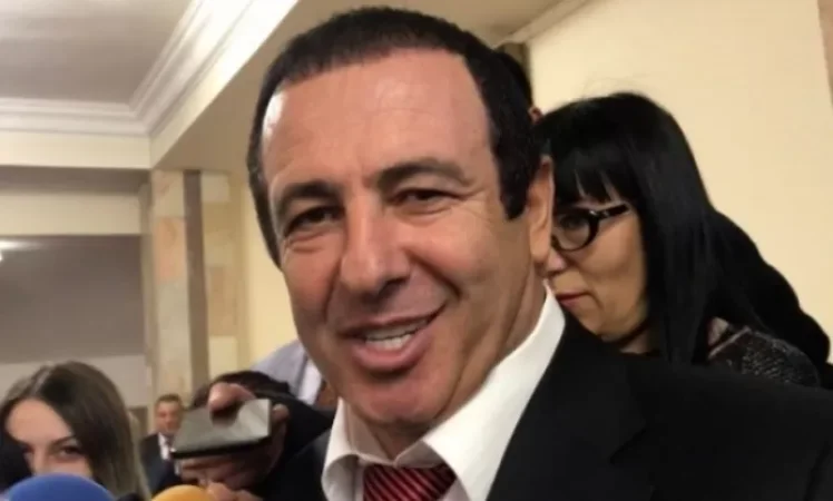 Այդ մարդը  իրական կյանքում ոչ մի բան չի արել․ Գագիկ Ծառուկյան