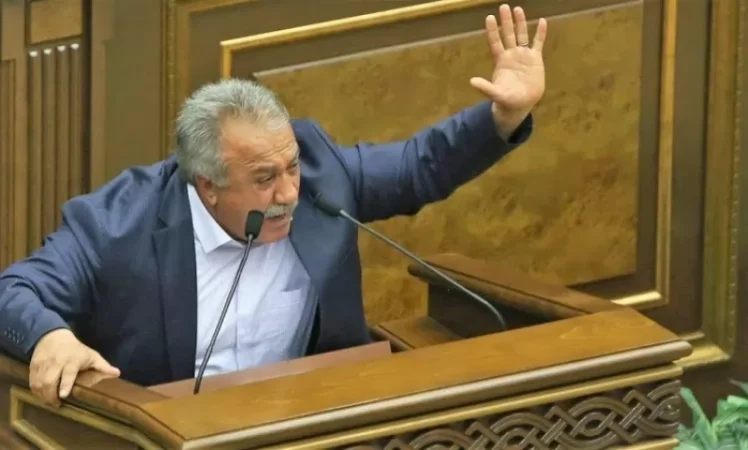 Սասուն Միքայելյանի պարագայում լռությունն իսկապես ոսկի է. Իրատես